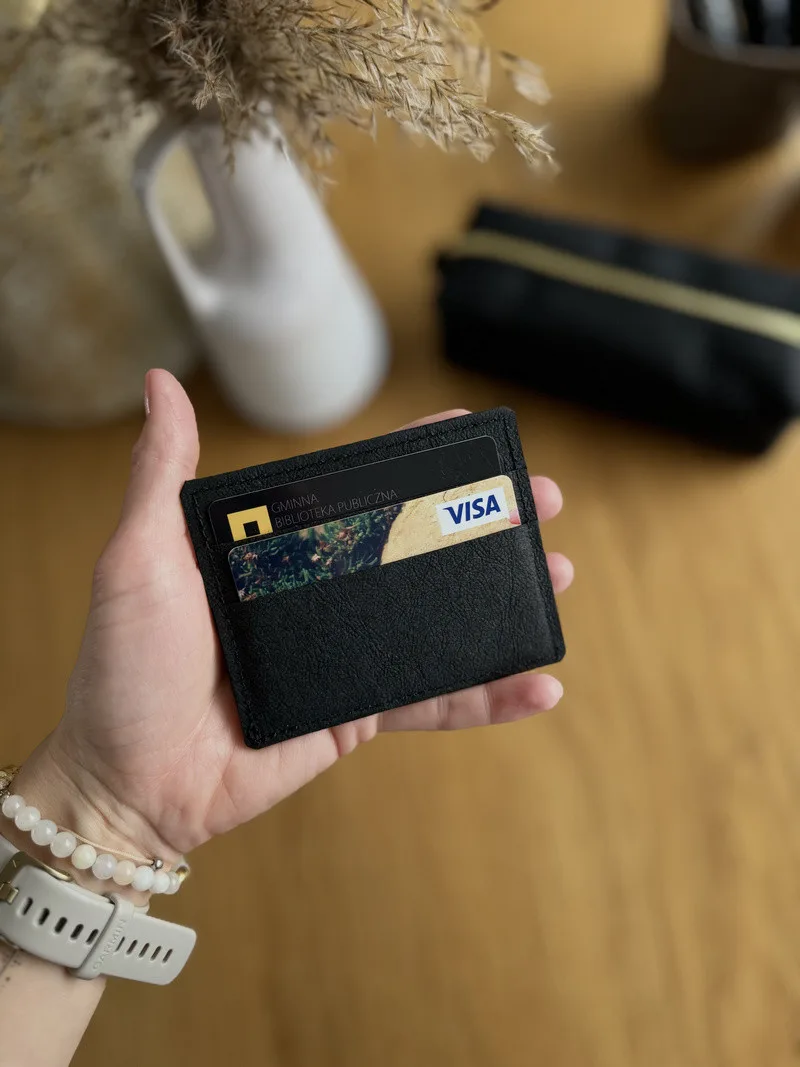 Etui na karty CARD HOLDER czarne