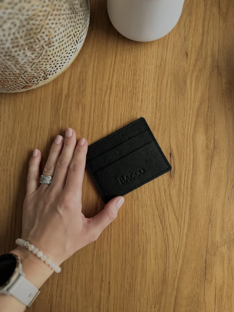 Etui na karty CARD HOLDER czarne