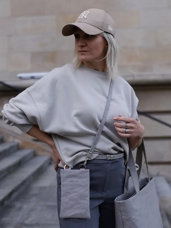IVY — torebka na telefon