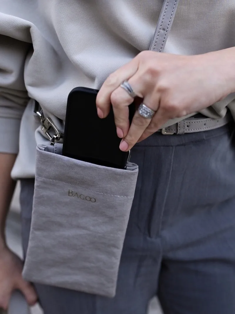 Phonebag IVY szara — torebka na telefon ze skóry celulozowej